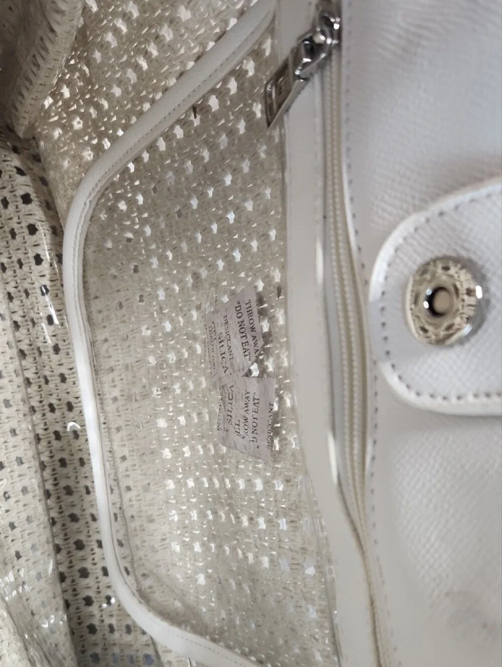 Steve Madden White Woven Tote Plastic Inside BStacy